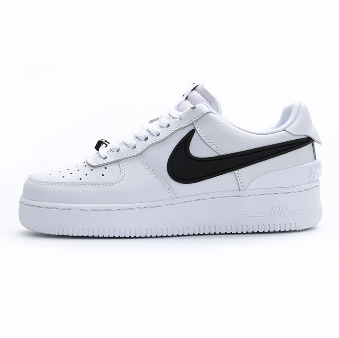 NIKE AIR FORCE 1 AMBUSH