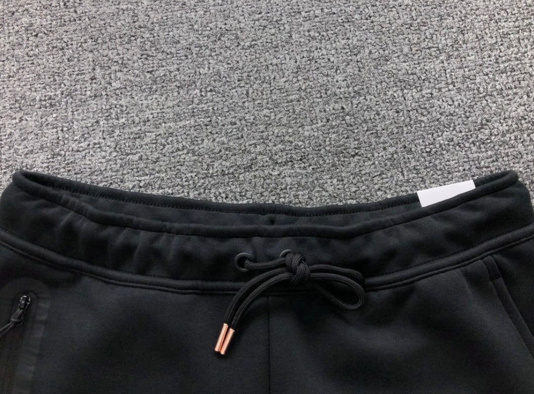 NIKE X SYNA WORLD TECH FLEECE BLACK